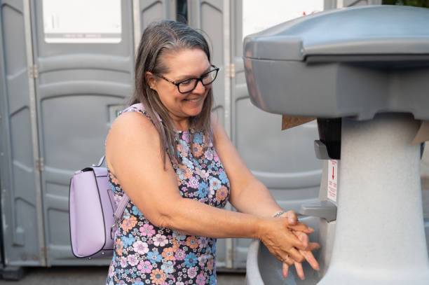 Best Best portable toilet rental  in Vine Grove, KY